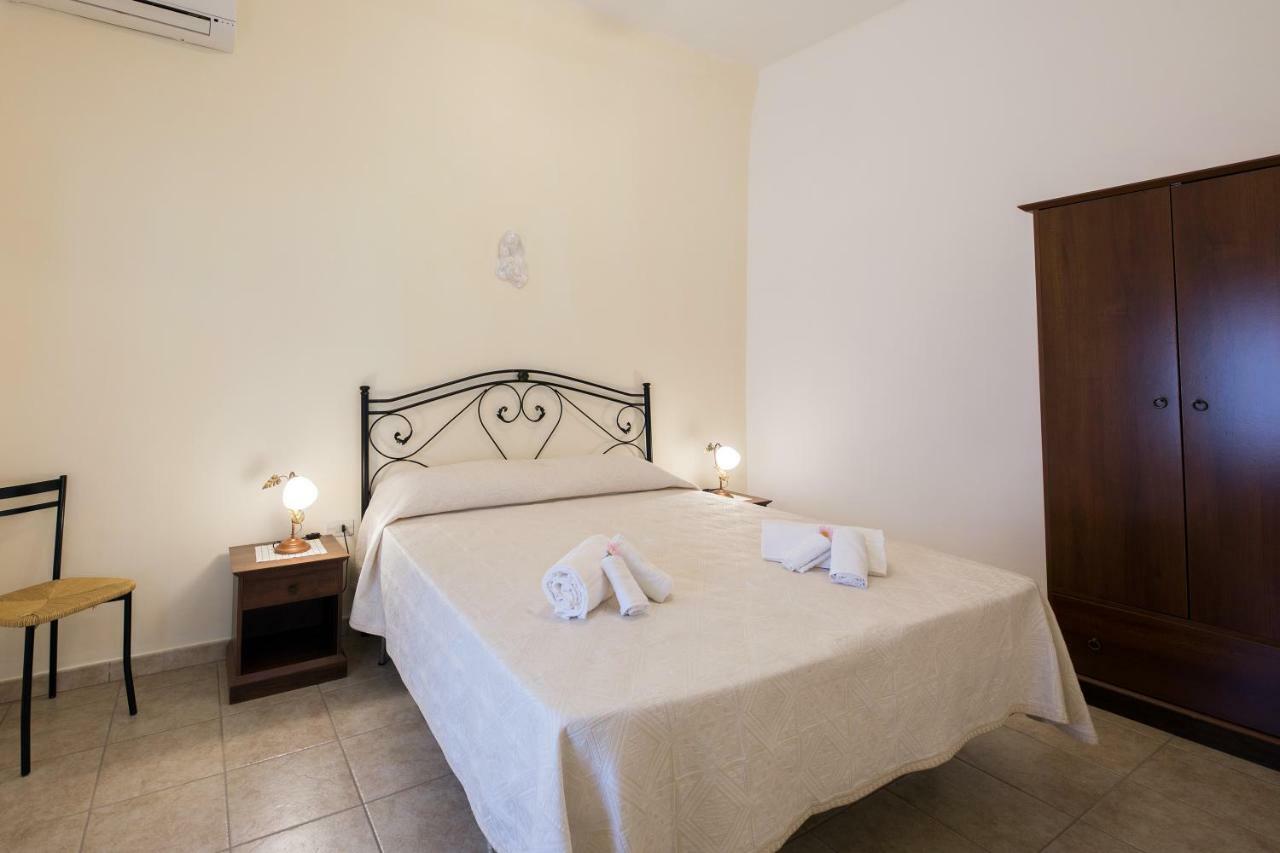 Antico Rifugio Bed & Breakfast Каровиньо Екстериор снимка